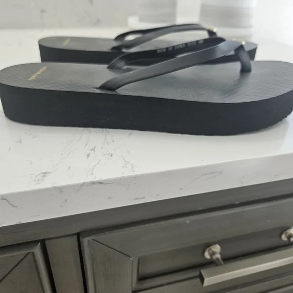 Tory Burch Platform flip flops - Picture 3 of 4